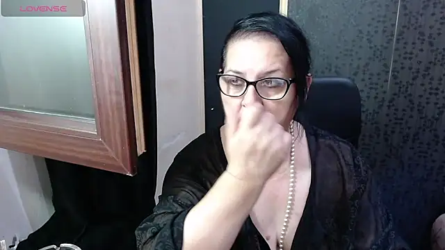Snapshot of MissSanjanne chatting on 07.21.26 MissSanjanne online show from 07.21.26