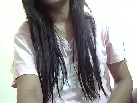 Snapshot of ANAYA_BABEE chatting on 10.25.25 ANAYA BABEE online show from 10.25.25