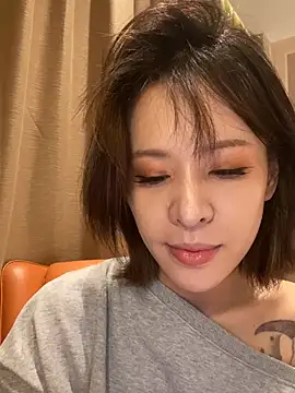Snapshot of miumiu-66 chatting on 05.26.26 miumiu-66 online show from 05.26.26
