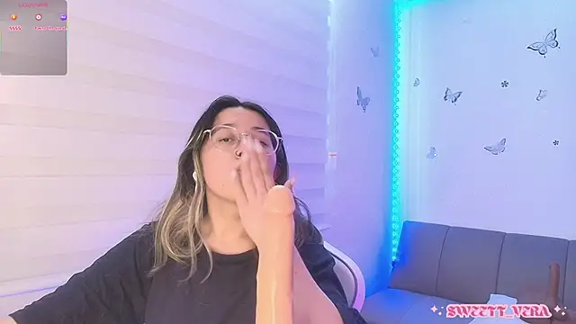 sweettvera online show from 04.30.26