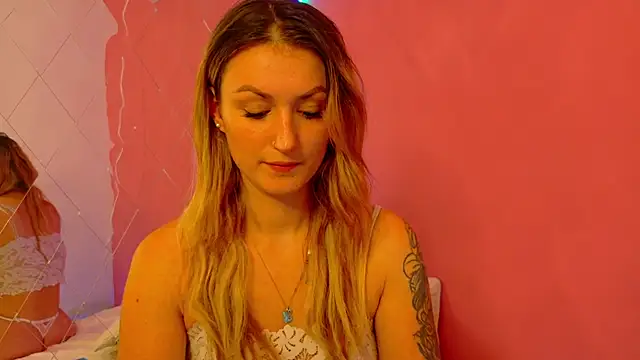 Anaayss  online show from 10.14.25