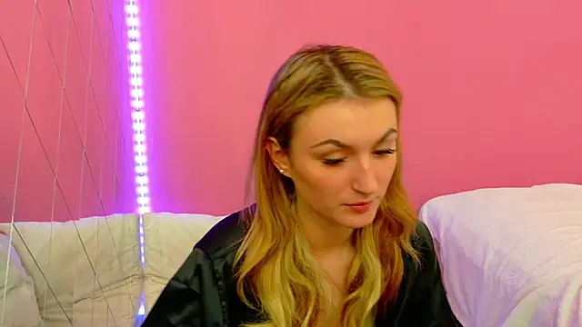 Anaayss  online show from 11.27.25