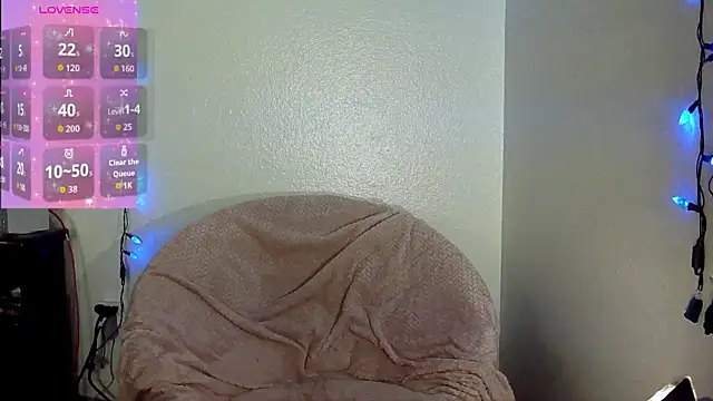 Snapshot of tokyobelle chatting on 11.09.25 tokyobelle online show from 11.09.25