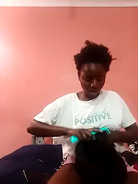 HotPetite 25 online show from 11.08.25