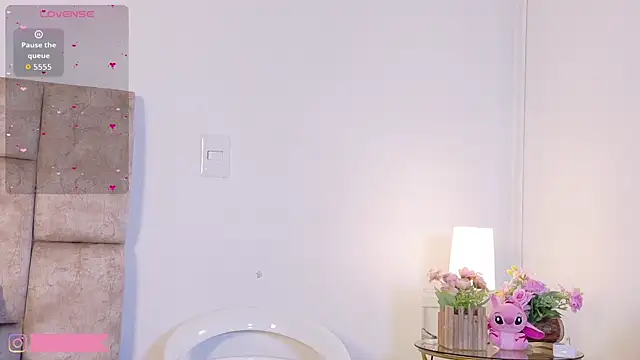 Snapshot of LunaOcampo_ chatting on 12.03.25 LunaOcampo online show from 12.03.25