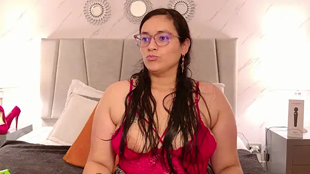 Michell Monet online show from 05.01.26