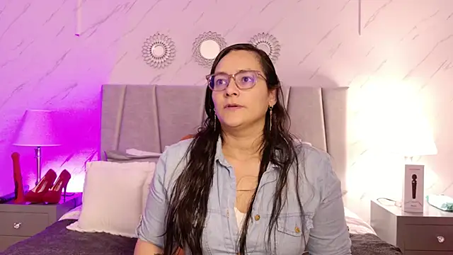 Michell Monet online show from 05.12.26