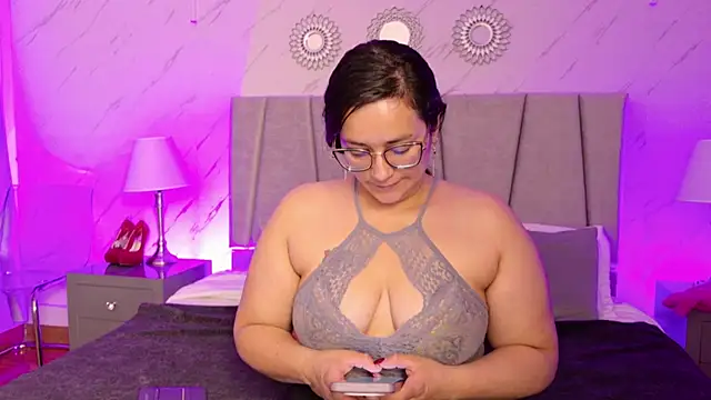 Michell Monet online show from 07.15.26