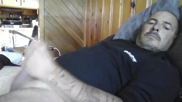 Snapshot of dan691000 chatting on 09.26.25 dan691000 online show from 09.26.25