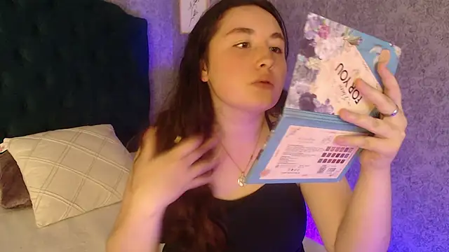 Vic Taylor online show from 10.10.25