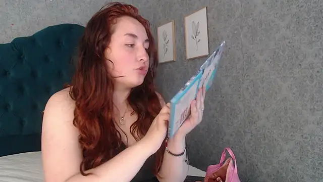 Snapshot of Vic_Taylor chatting on 12.17.25 Vic Taylor online show from 12.17.25