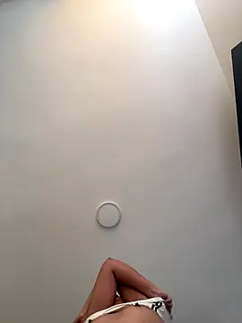 IsabellaJoness  online show from 10.06.25