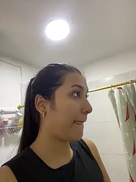 IsabellaJoness  online show from 11.06.25