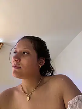 IsabellaJoness  online show from 12.15.25