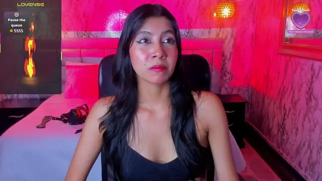 Snapshot of Lana_Sl4ve chatting on 10.22.25 Lana Sl4ve online show from 10.22.25