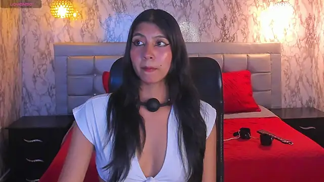 Snapshot of Lana_Sl4ve chatting on 11.01.25 Lana Sl4ve online show from 11.01.25