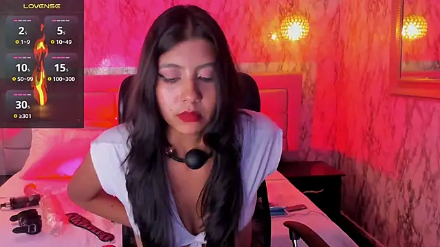 Snapshot of Lana_Sl4ve chatting on 11.23.25 Lana Sl4ve online show from 11.23.25