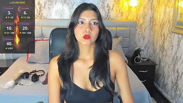 Snapshot of Lana_Sl4ve chatting on 12.03.25 Lana Sl4ve online show from 12.03.25