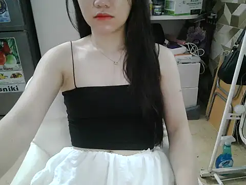 Ara4865 online show from 10.16.25