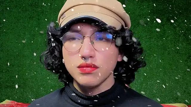 Snapshot of -BlueOpal- chatting on 12.21.25 -BlueOpal- online show from 12.21.25