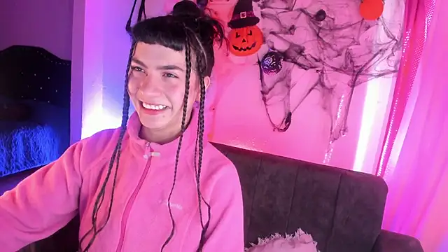 Snapshot of kitty__chs chatting on 11.13.25 kitty chs online show from 11.13.25