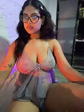 miiabrown18 online show from 07.16.26