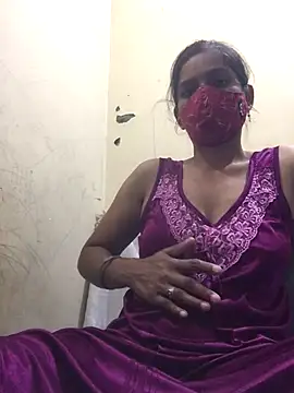 Snapshot of Hott_bomb chatting on 09.23.25 Hott bomb online show from 09.23.25