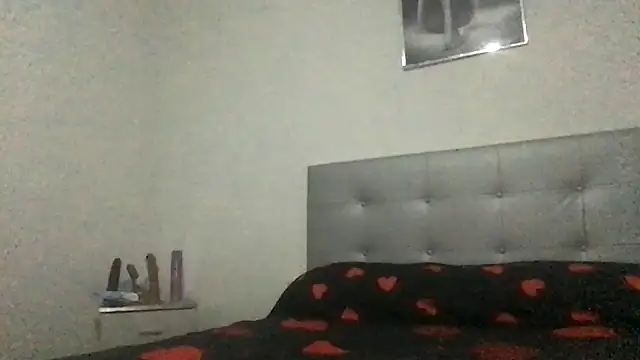 paula19800 online show from 10.21.25