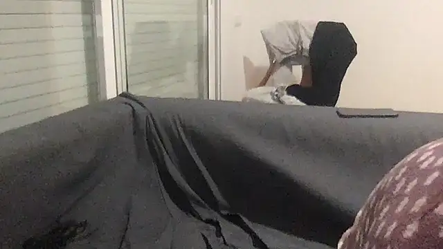 paula19800 online show from 11.06.25