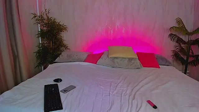 Alic Fox online show from 02.03.26