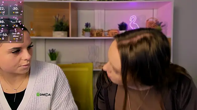 Snapshot of nicole_muah chatting on 12.21.25 nicole muah online show from 12.21.25