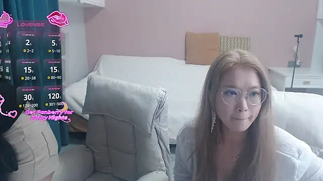 Snapshot of redrose520 chatting on 03.01.26 redrose520 online show from 03.01.26