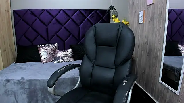 ChloeCampbell03 online show from 11.08.25