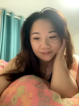 Snapshot of Momo-9988 chatting on 11.07.25 Momo-9988 online show from 11.07.25