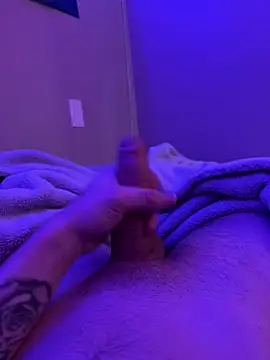 BWCwhiteboi online show from 05.05.26