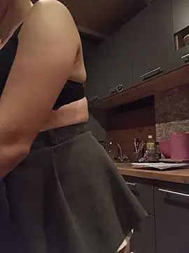 kisette online show from 11.27.25