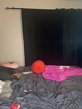 YeahhhitsBreezy online show from 03.10.26