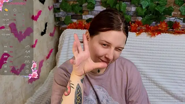 Belinda Starlight online show from 10.27.25