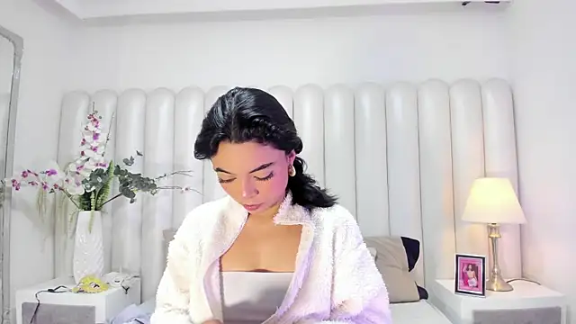 AriaBelles online show from 11.09.25