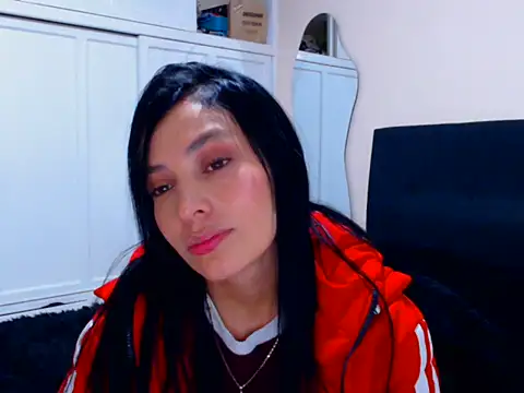 EmmaValmor online show from 05.29.26