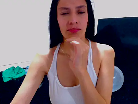 EmmaValmor online show from 05.31.26