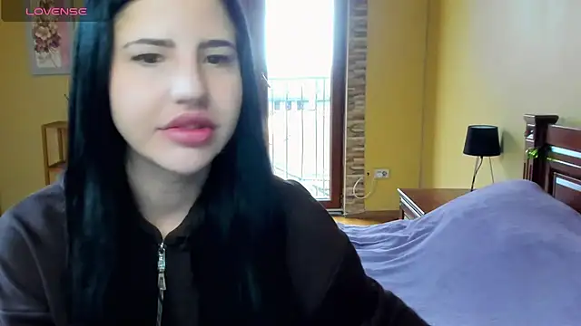 Malibu J online show from 10.29.25