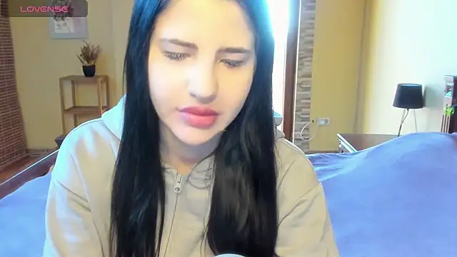 Malibu J online show from 10.31.25