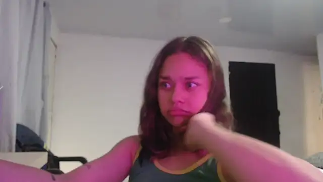 Snapshot of LittleCheerry69 chatting on 03.06.26 LittleCheerry69 online show from 03.06.26