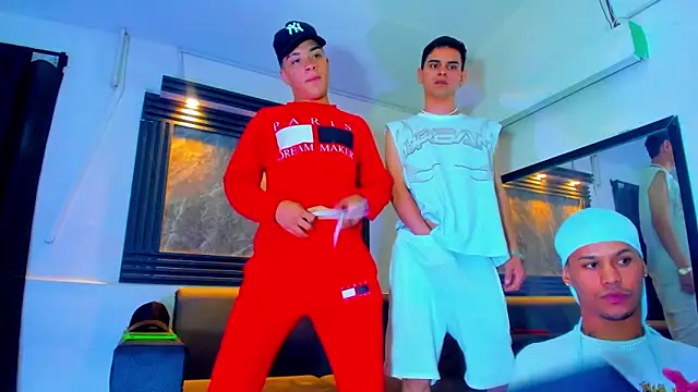 ALEX MILLER25 online show from 10.05.25