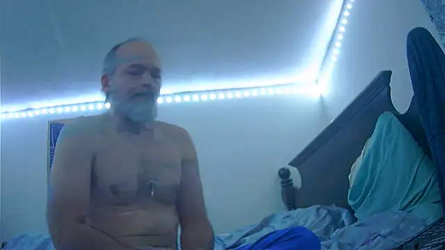 HippieDad333 online show from 12.21.25