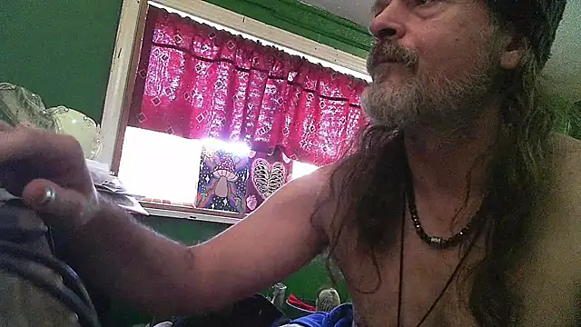 HippieDad333 online show from 04.27.26