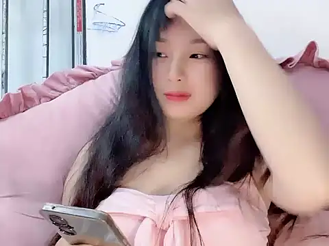 Snapshot of Lie_liee chatting on 06.24.26 Lie liee online show from 06.24.26