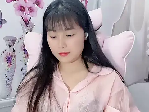 Snapshot of Lie_liee chatting on 07.16.26 Lie liee online show from 07.16.26