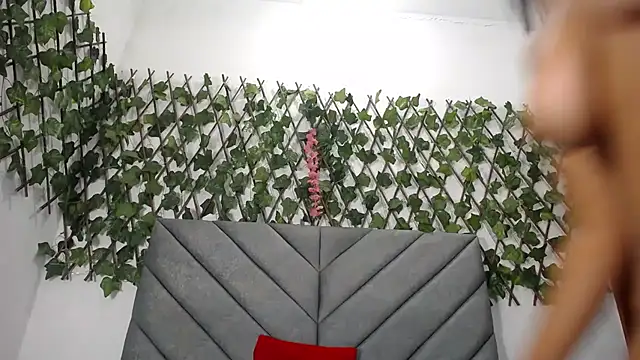 vfridaper online show from 12.05.25